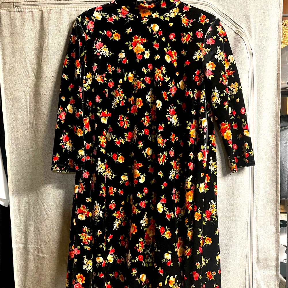 Free Peoplr Black Bouquet Velvet Mini Dress